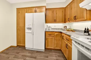 982 Golden Aspen Pl, Ashland, OR 97520 - Photo 30