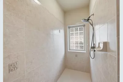 1989 NW Iowa Avenue, Bend, OR 97703 - Photo 22