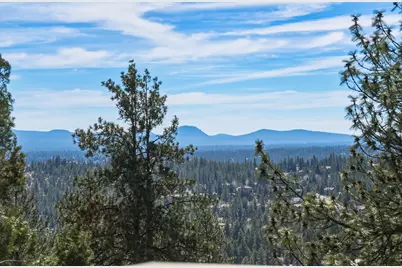1989 NW Iowa Avenue, Bend, OR 97703 - Photo 48