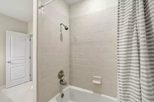 1989 NW Iowa Ave, Bend, OR 97703 - Photo 40