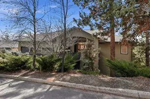 1989 NW Iowa Ave, Bend, OR 97703 - Photo 48