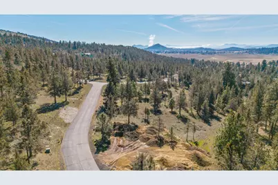 5768 Engleman Spruce Way, Klamath Falls, OR 97601 - Photo 12