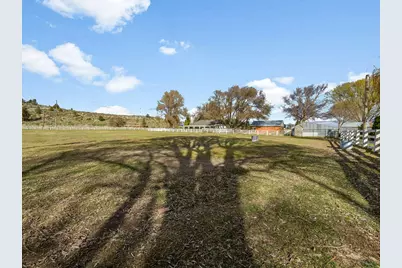 22994 Highway 50, Merrill, OR 97633 - Photo 12