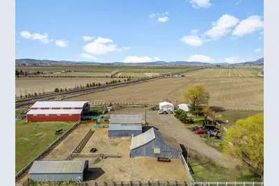 22994 Highway 50, Merrill, OR 97633 - Photo 6