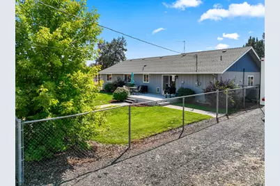 1923 NE Upas Avenue, Redmond, OR 97756 - Photo 30