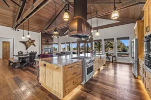 64105 Johnson Rd, Bend, OR 97703 - Photo 8