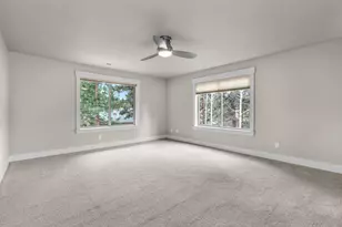 19147 Park Commons Dr, Bend, OR 97703 - Photo 26