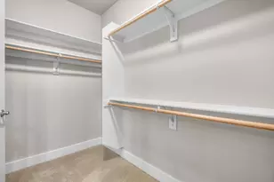 19147 Park Commons Dr, Bend, OR 97703 - Photo 22