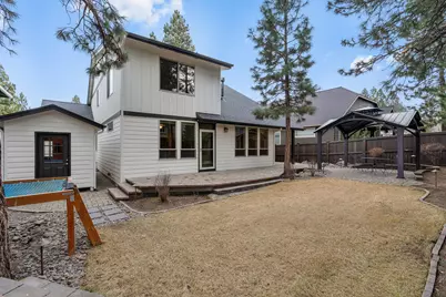 19147 Park Commons Drive, Bend, OR 97703 - Photo 36