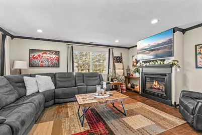 3985 Calhoun Road, Medford, OR 97501 - Photo 20