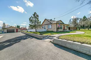 3985 Calhoun Rd, Medford, OR 97501 - Photo 30