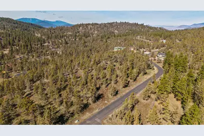 1140 Vine Maple Drive, Klamath Falls, OR 97601 - Photo 2