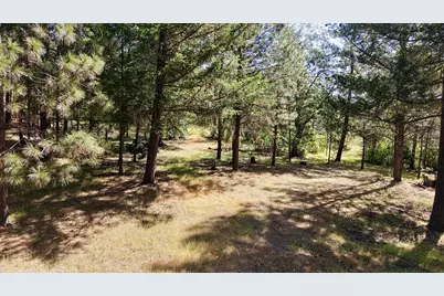 13007 Perry Road, Central Point, OR 97502 - Photo 6