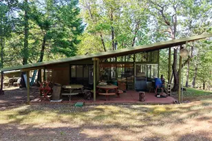 13007 Perry Rd, Central Point, OR 97502 - Photo 2
