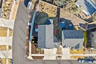 20657 SE Meadowsweet Dr, Bend, OR 97702 - Photo 42