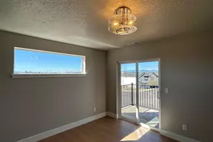 4076 SW 39th St, Redmond, OR 97756 - Photo 12