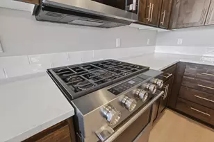4076 SW 39th St, Redmond, OR 97756 - Photo 14