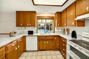 489 Vincent Ave, Central Point, OR 97502 - Photo 12