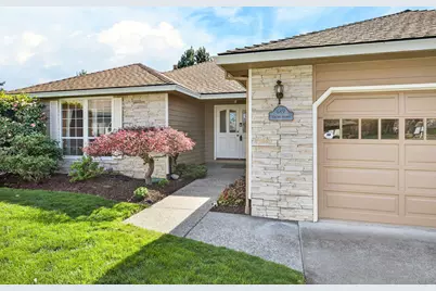 489 Vincent Avenue, Central Point, OR 97502 - Photo 2