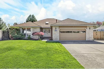 489 Vincent Avenue, Central Point, OR 97502 - Photo 1