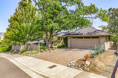 290 Skycrest Drive, Ashland, OR 97520 - Photo 2