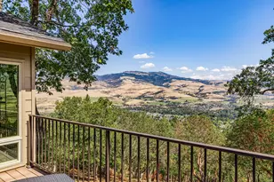 290 Skycrest Dr, Ashland, OR 97520 - Photo 34