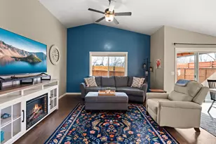 2035 SW Truman Wy, Grants Pass, OR 97526 - Photo 4