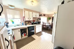 6408 SE Scenic Dr, Prineville, OR 97754 - Photo 8