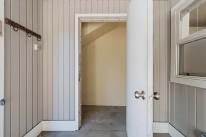 1439 NW Juniper Street #6, Bend, OR 97703 - Photo 4