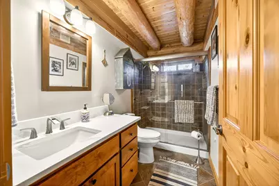 4466 W Griffin Creek Road, Medford, OR 97501 - Photo 24