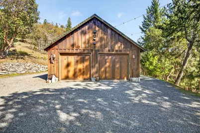 4466 W Griffin Creek Road, Medford, OR 97501 - Photo 48