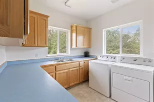 103 Eden Dr, Grants Pass, OR 97526 - Photo 18