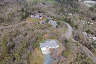 103 Eden Dr, Grants Pass, OR 97526 - Photo 106