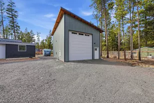 56017 Browning Dr, Bend, OR 97707 - Photo 38