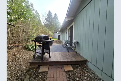 243 Shadowbrook Drive, Cave Junction, OR 97523 - Photo 20