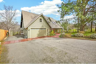523 Strawberry Lane, Ashland, OR 97520 - Photo 84
