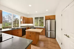 523 Strawberry Ln, Ashland, OR 97520 - Photo 28