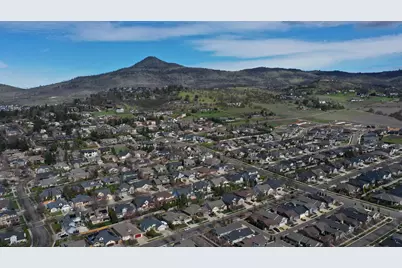 528 Waterbury Way, Medford, OR 97504 - Photo 34