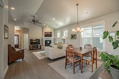 528 Waterbury Way, Medford, OR 97504 - Photo 8