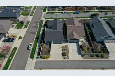 528 Waterbury Way, Medford, OR 97504 - Photo 26