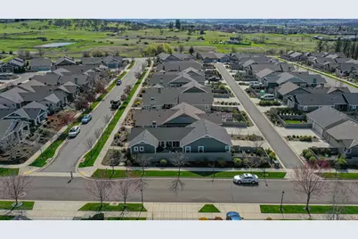 528 Waterbury Way, Medford, OR 97504 - Photo 30