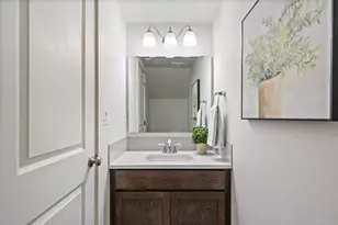 21439 Livingston Dr, Bend, OR 97701 - Photo 20