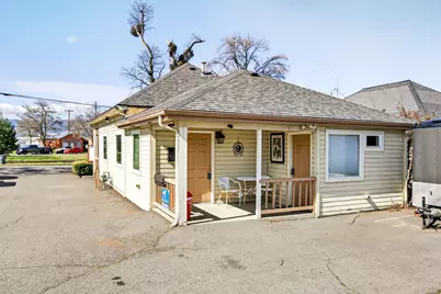 1016 Court Street, Medford, OR 97501 - Photo 18