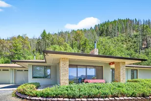 615 Tumbleweed Trail, Jacksonville, OR 97530 - Photo 2