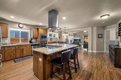 21138 Kayla Court, Bend, OR 97702 - Photo 4
