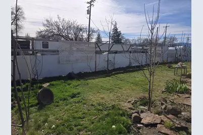 4890 Weyerhaeuser Road, Klamath Falls, OR 97601 - Photo 2