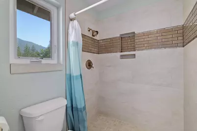 701 Serenity Lane, Grants Pass, OR 97526 - Photo 40