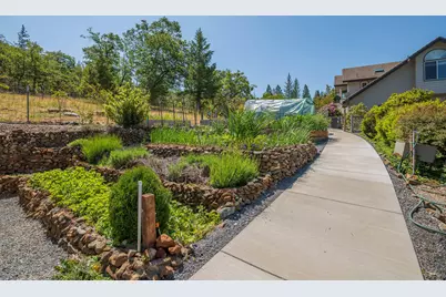 701 Serenity Lane, Grants Pass, OR 97526 - Photo 66