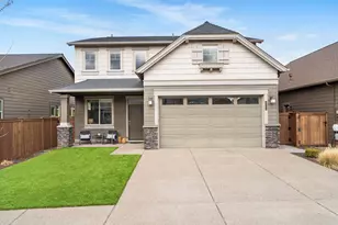 20896 Gateway Dr, Bend, OR 97702 - Photo 2