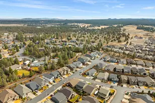 20896 Gateway Dr, Bend, OR 97702 - Photo 54